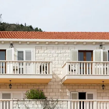 Zaton Bay - One-bedroom With Balcony And Sea View - Ap. 2 *