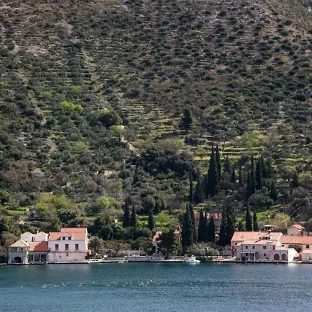 Zaton Bay - One-bedroom With Balcony And Sea View - Ap. 2 Daire
