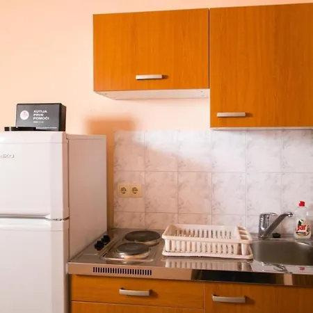 Zaton Bay - One-bedroom With Balcony And Sea View - Ap. 2 Daire *